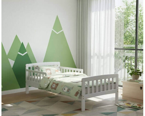 Jinsen White Wood Toddler Bed by Kidsaw
