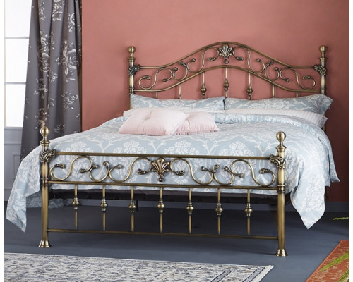 Elizabeth Brass Bed with Brass Finials